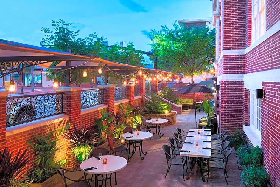 The George Washington A Wyndham Grand Hotel