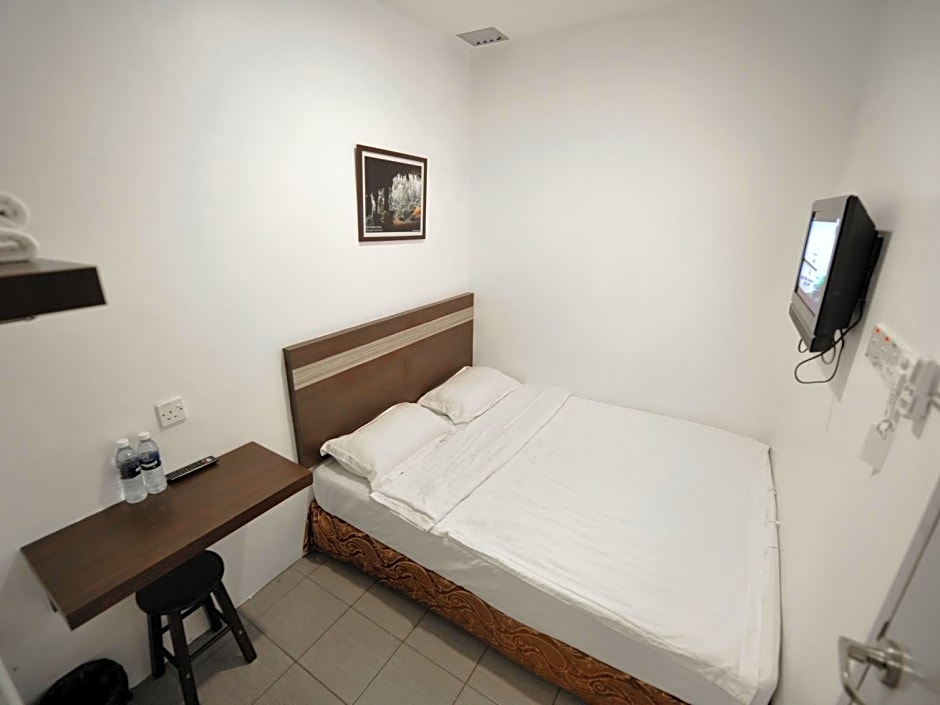 Place2stay @ Rh Plaza Hotel