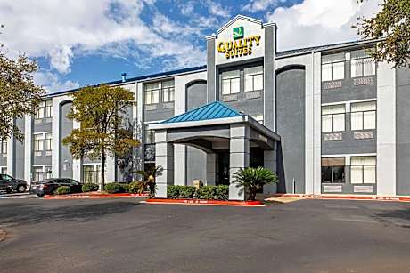 Quality Suites Austin South St. Elmo District