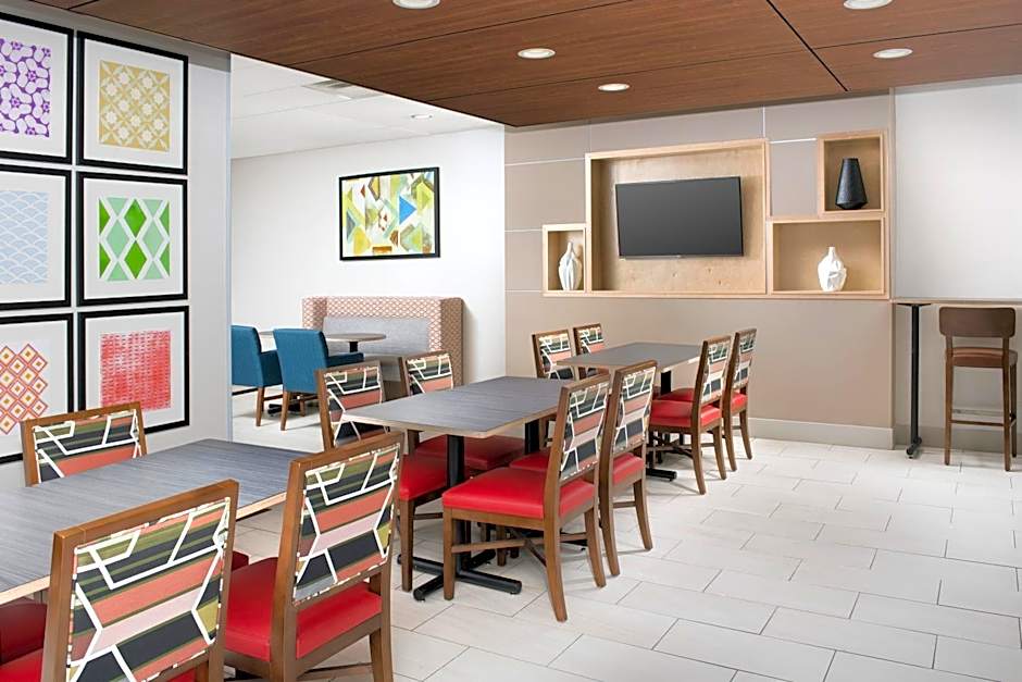 Holiday Inn Express Knoxville-Strawberry Plains By IHG