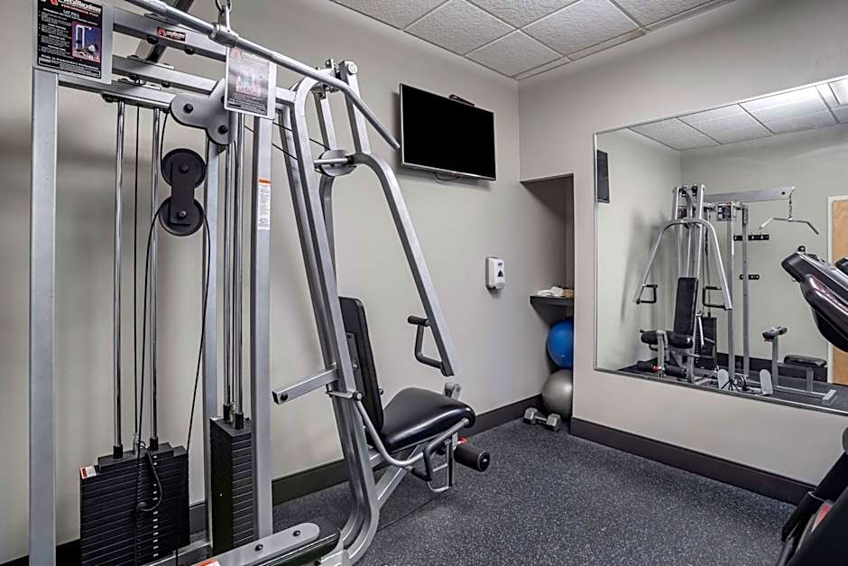 Best Western Plus Philadelphia Airport South At Widener Univ