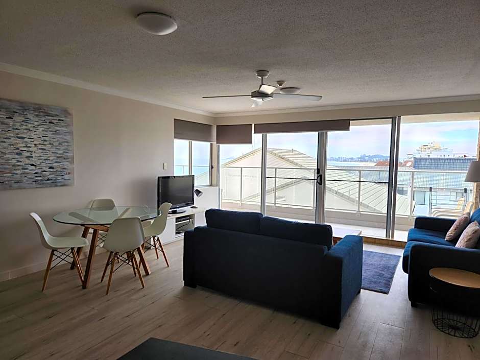 Pacific Surf Absolute Beachfront Apartments