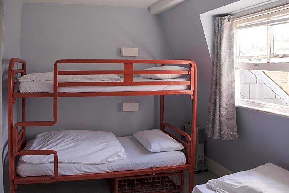 Astor Kensington Hostel