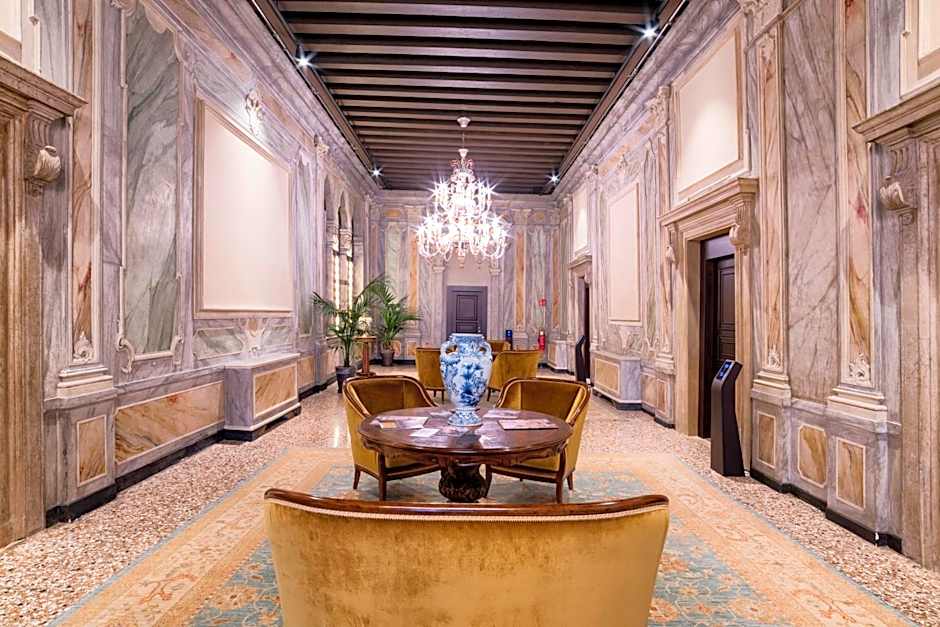 Hotel Nani Mocenigo Palace