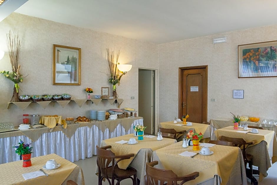 Auto Park Hotel