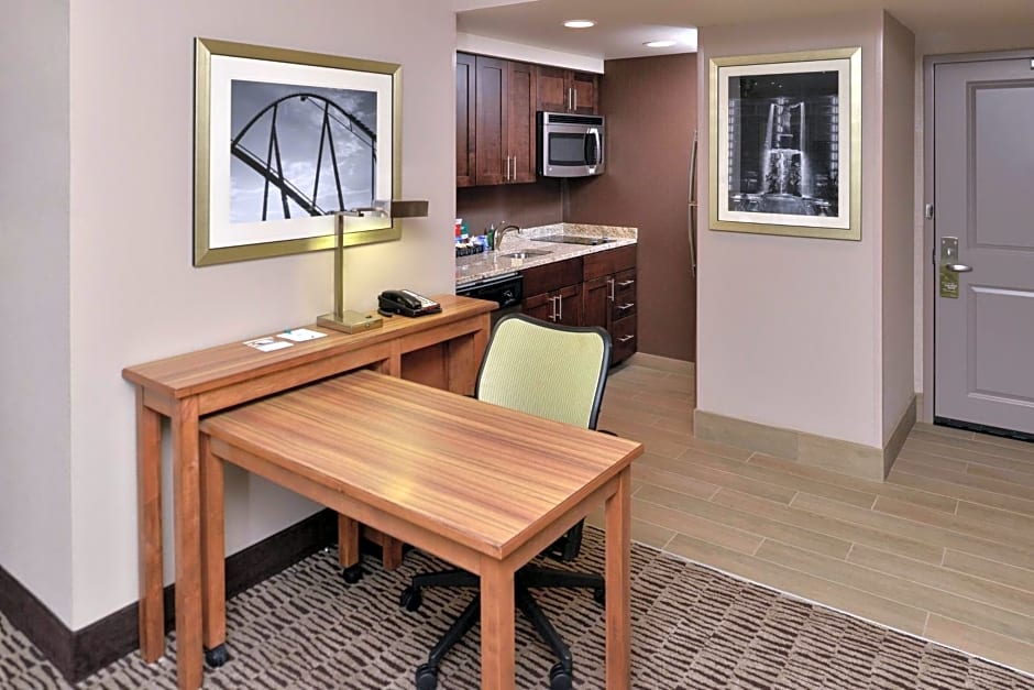 Homewood Suites By Hilton Cincinnati/Mason