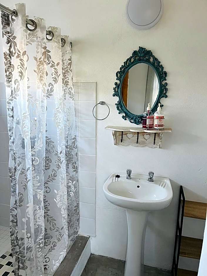 BelofteBos Farmhouse Inn