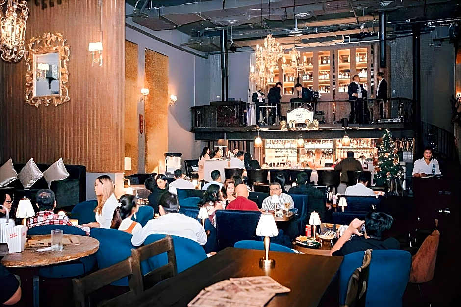 The Coach Hotel Sukhumvit