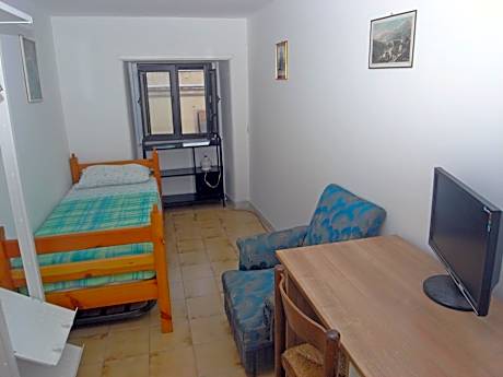 Single Room with Bathroom