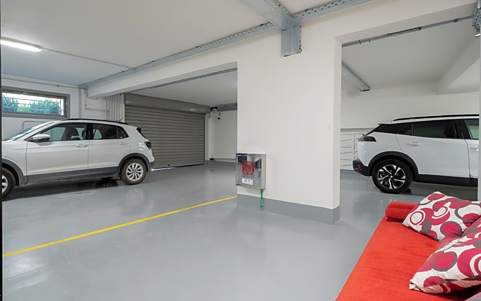 Athens Hill Luxury Apartments