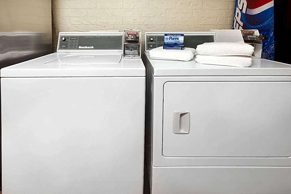 Days Inn by Wyndham El Reno