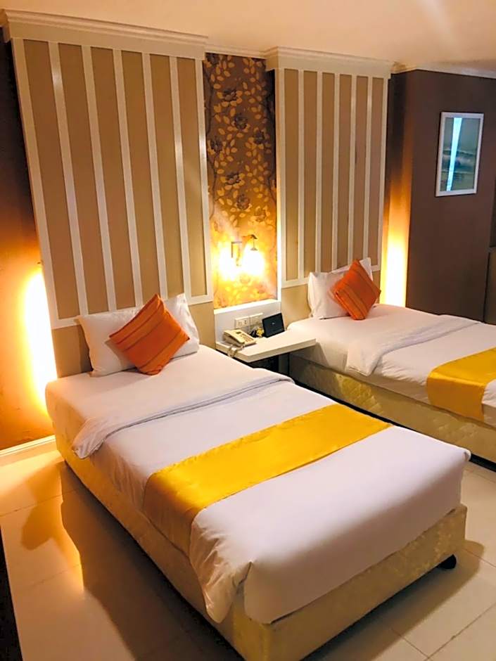 Bay Hotel Srinakarin