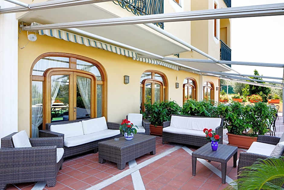 Johanna Park Hotel