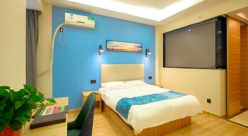 GreenTree Inn Henan Kaifeng Gulou Square Express hotel