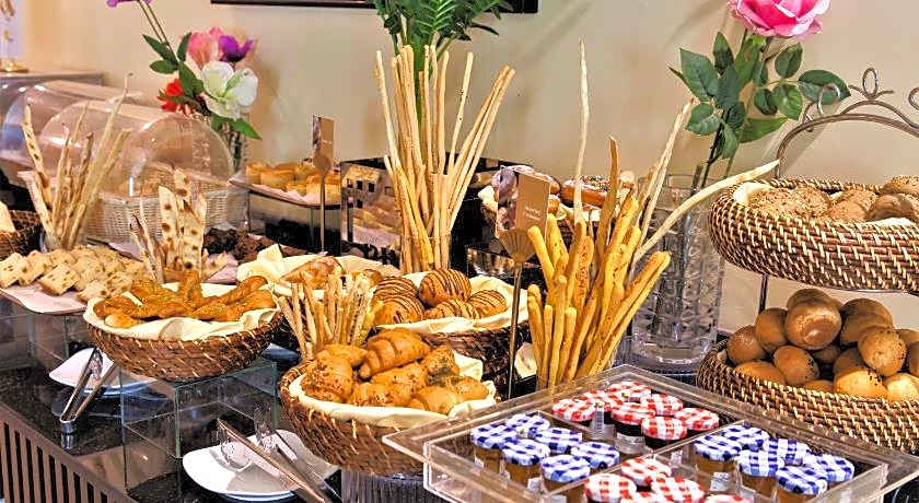 Best Western Plus Salmiya