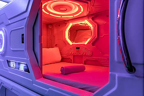 Two Private Capsule Double Bed