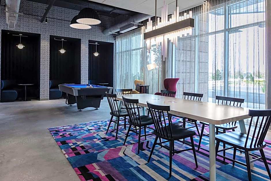 Aloft Orlando Lake Buena Vista