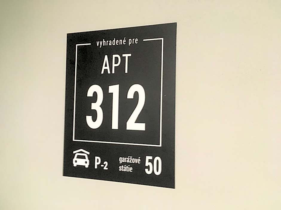 Apartmán s výhľadom na štíty Ovruč 312