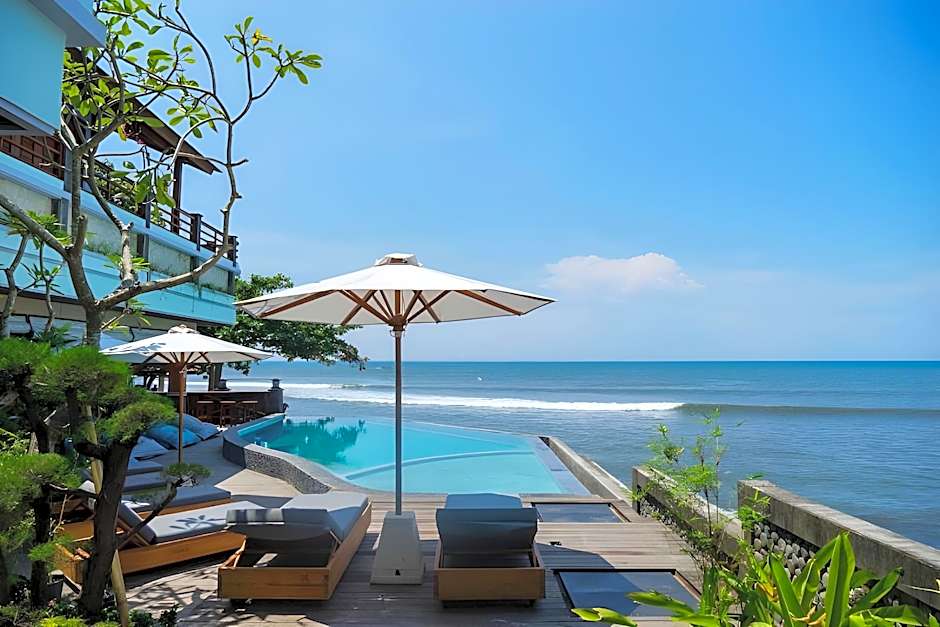 Bombora Medewi Wavelodge
