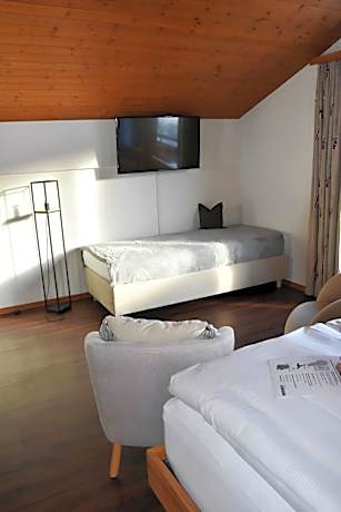 Junior Suite with Eiger View and Balcony