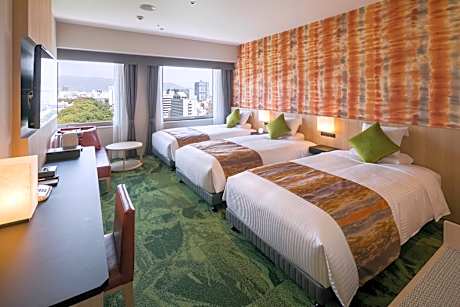 Comfort Triple Room with Castle View - Non-Smoking