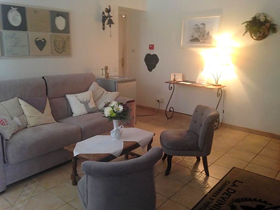 Maison La Devinière - sauna et spa compris accessibles toute l'année