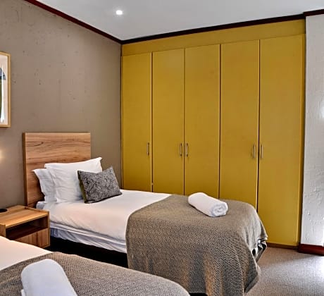 Two-Bedroom Apartment with Ocean View