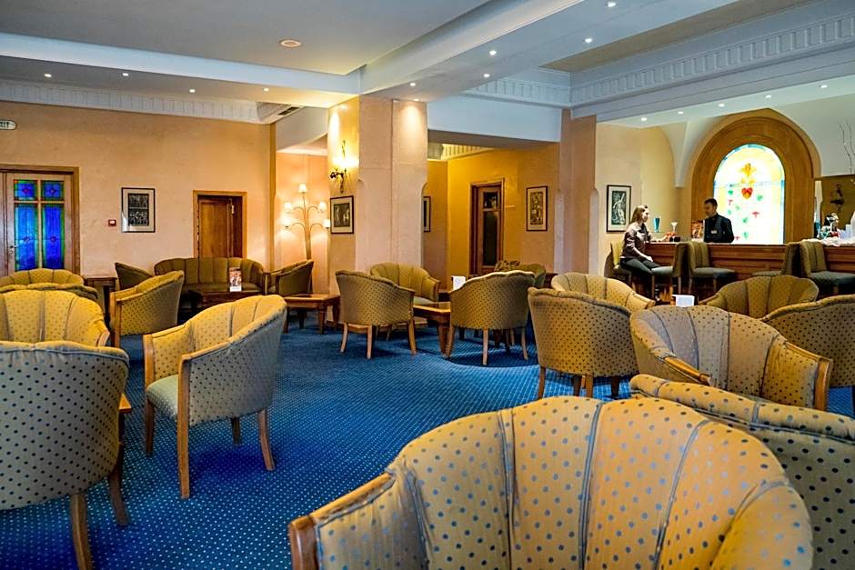 Medina Belisaire And Thalasso