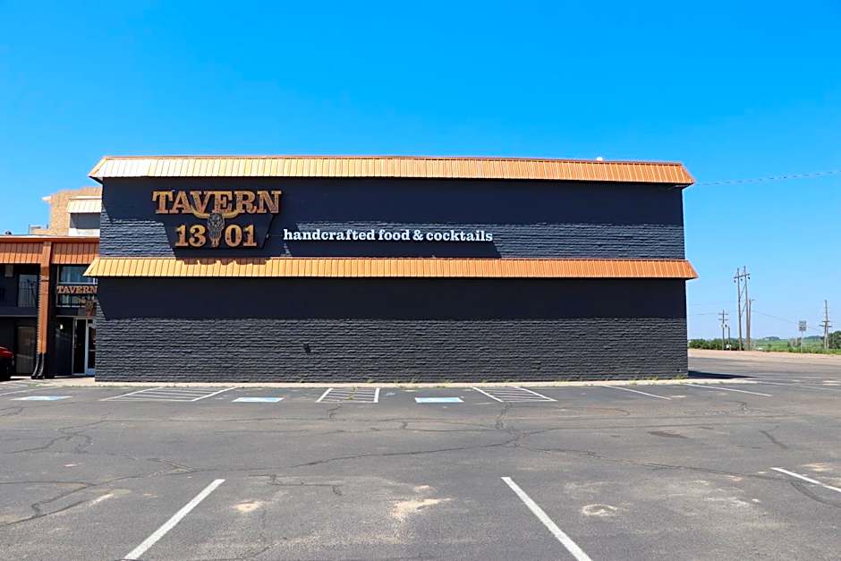 Historic Cow Palace Inn
