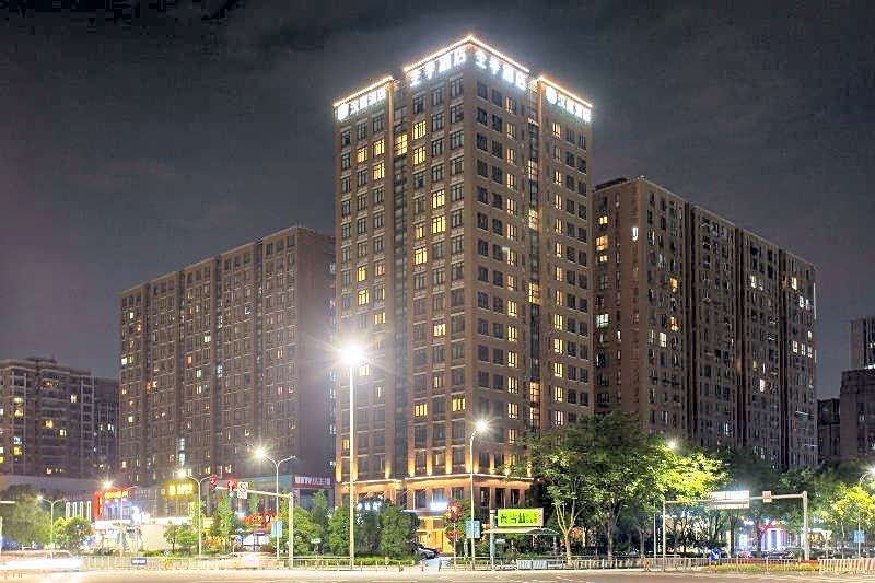 Ji Hotel Ningbo Yinzhou Wanda