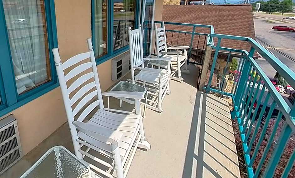 Arbors at Island Landing Hotel & Suites