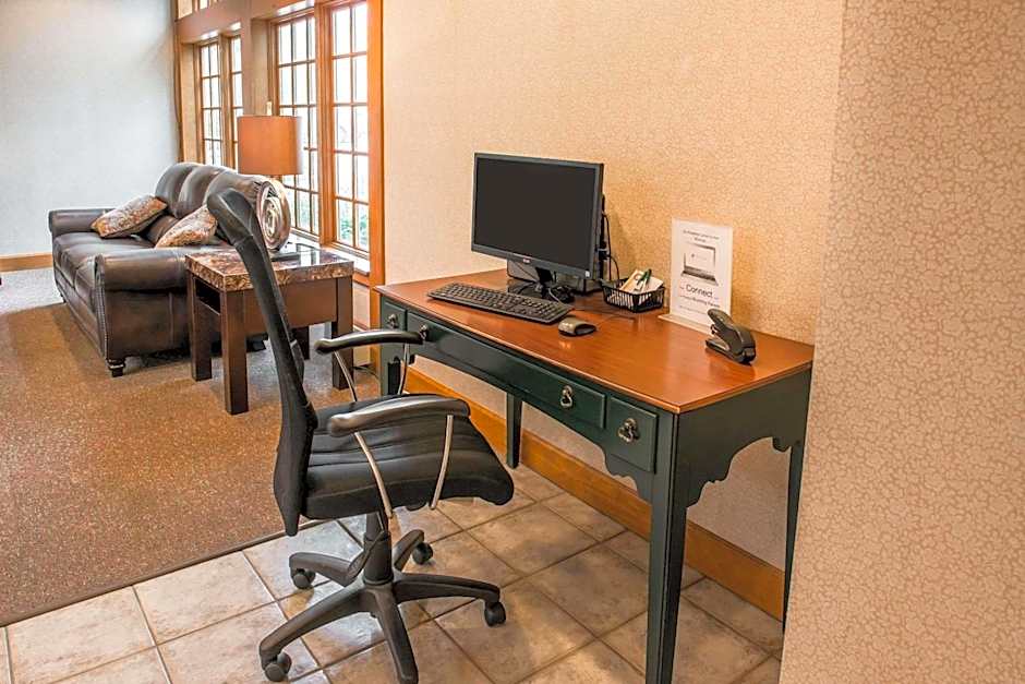 Quality Inn Pittsburgh Airport