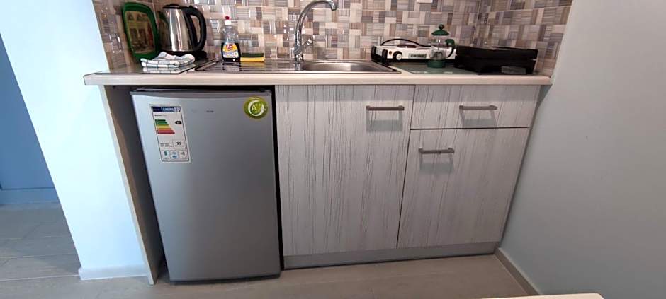 Anna Studio and Apartments