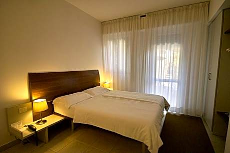 Comfort Double Room with Terrace