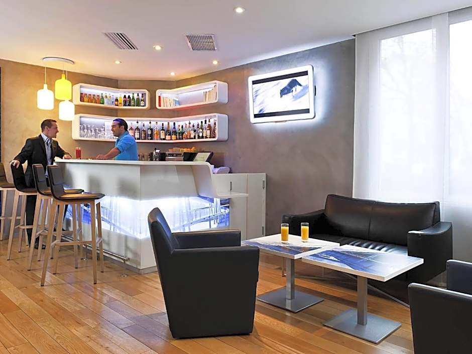 Ibis Styles Paris Tolbiac Bibliotheque