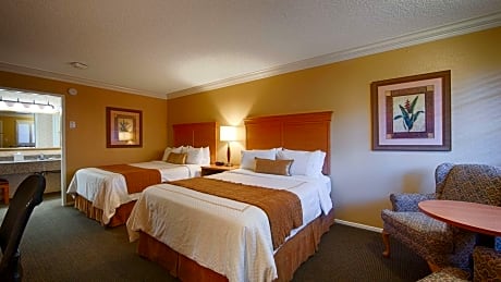 Queen Room with Two Queen Beds - Non-Smoking