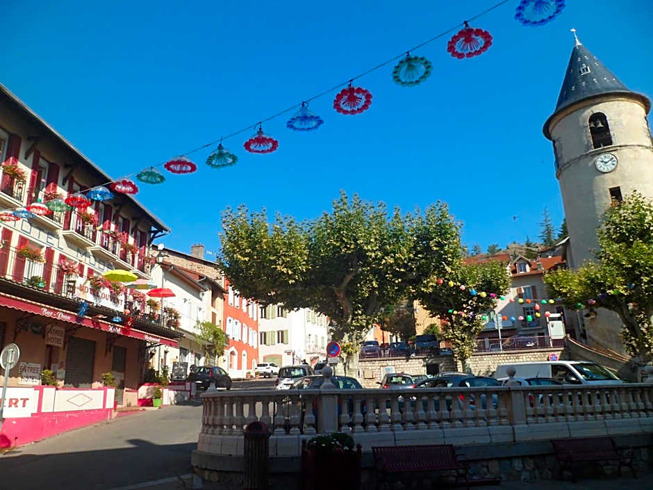 LE MODERNE VEYNES - Location d'appartements à la nuitée