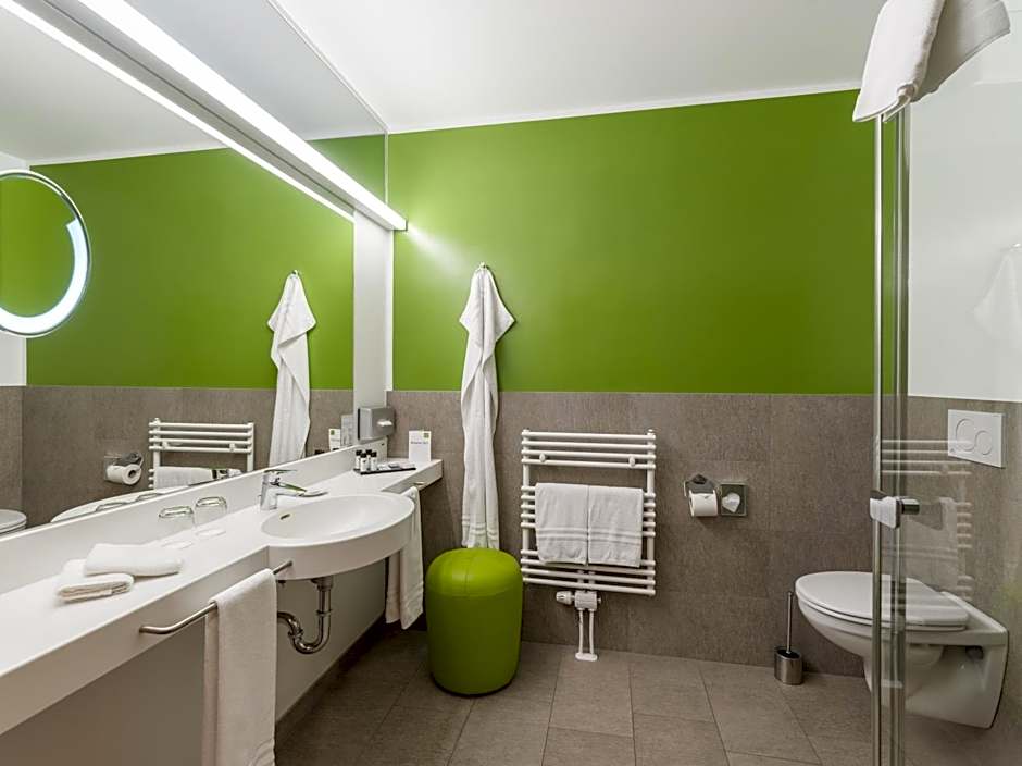 DAS SIEBEN - Adults Only