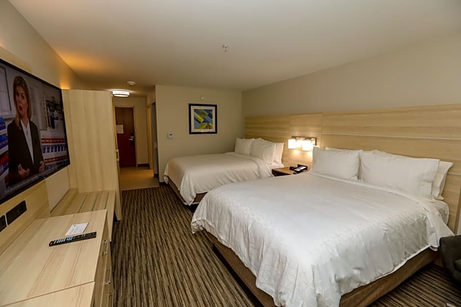 Holiday Inn Express Hillsboro I-35 By IHG