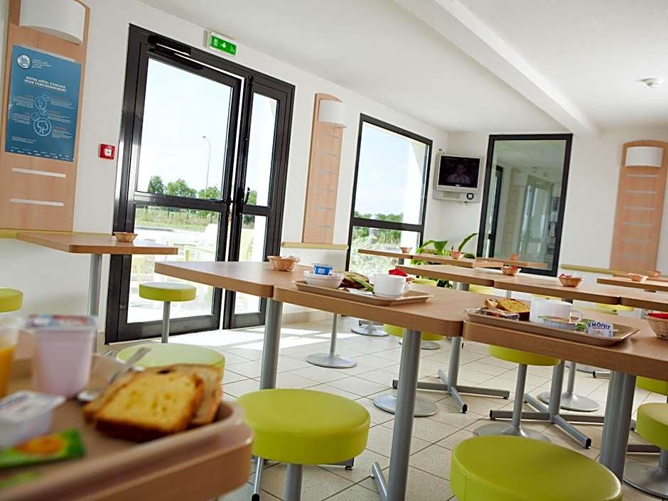 ibis budget Niort - La Crèche