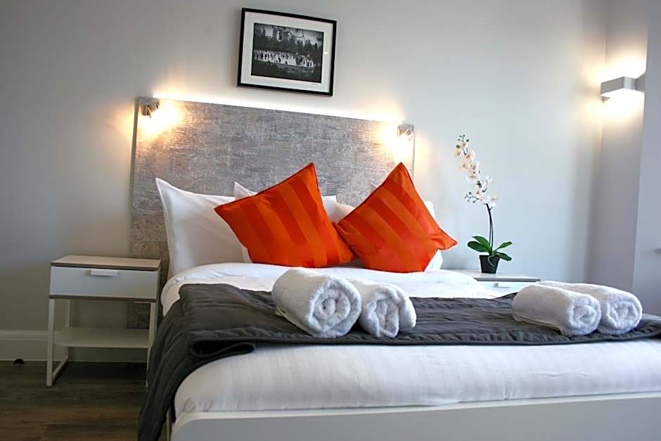 Westciti Caroco Aparthotel