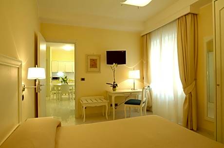 One Bedroom Apartment with Balcony and Partial Sea View