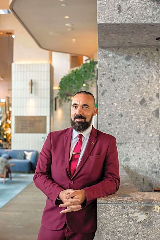 Conrad Los Angeles