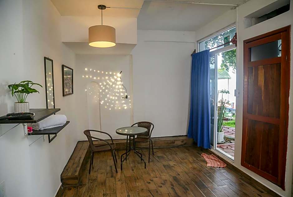 Seven Blue House Village & Lodge