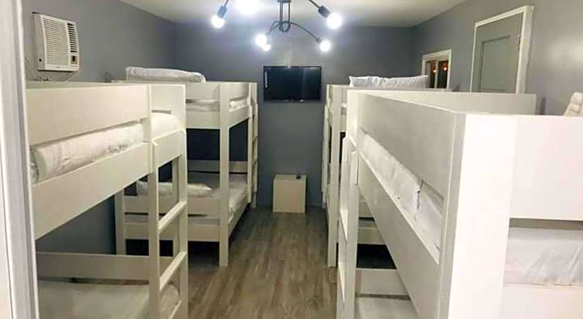 Angels Bed and Breakfast Sipalay City by RedDoorz