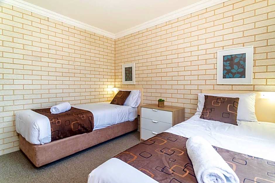 Santa Fe Motel and Holiday Units