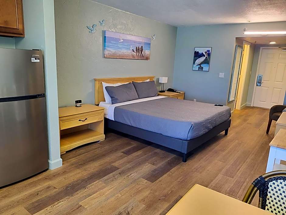 Beachside Hotel