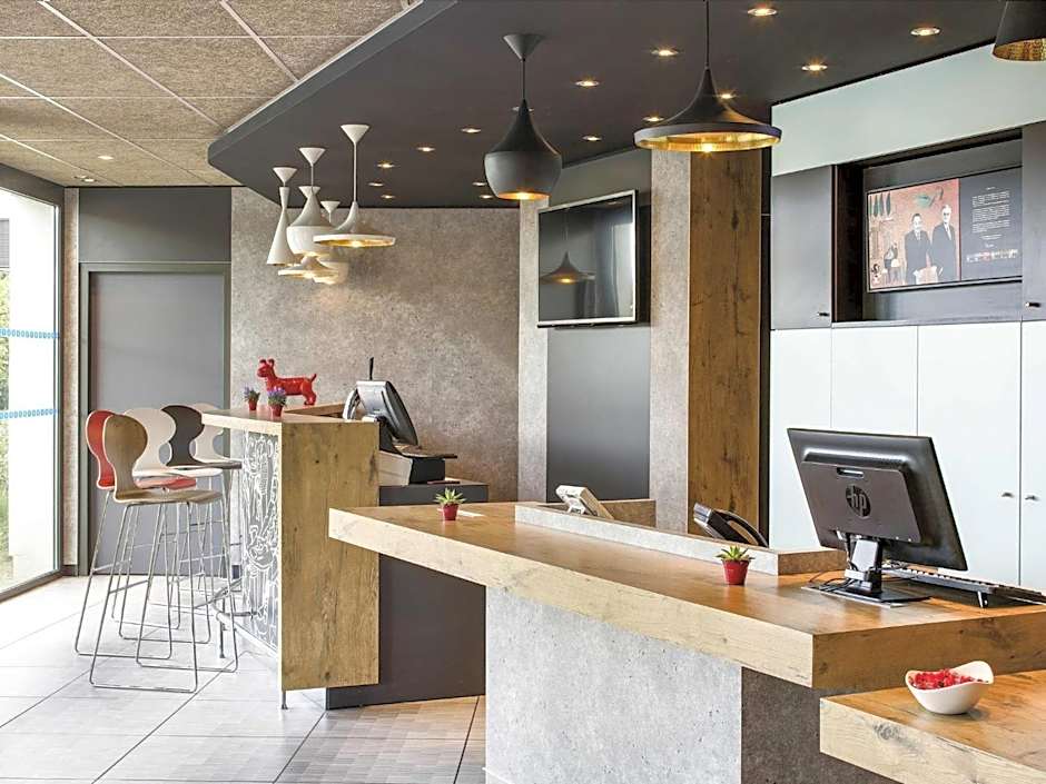 ibis Montceau les Mines