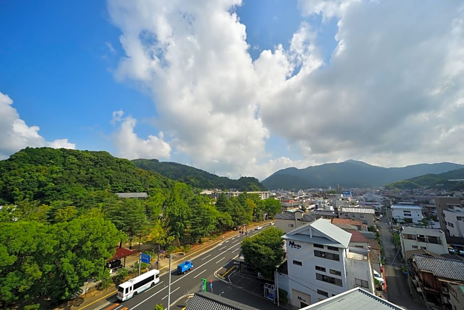 Uwajima Oriental Hotel