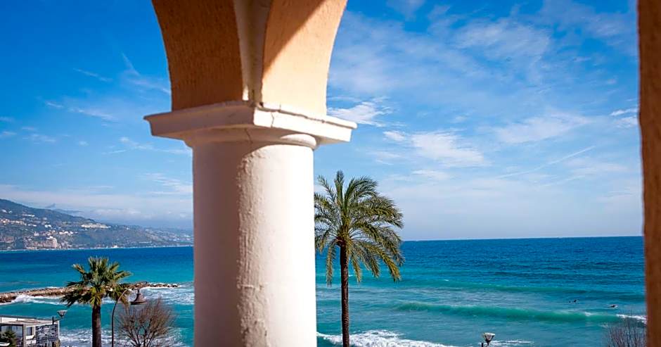 Hotel et Appartements Reine D'Azur